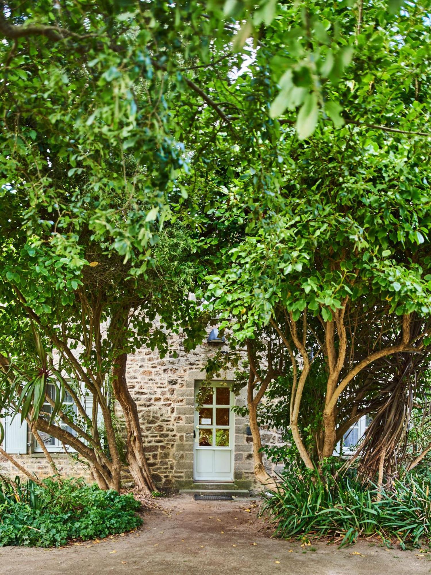 Les Maisons De Tatihou, The Originals Relais Saint-Vaast-la-Hougue Exterior photo